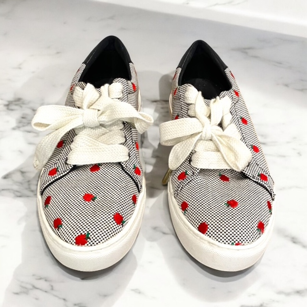 Kate Spade EUC Apple Design Embroidered Sneakers - Size 8B / EU 38.5